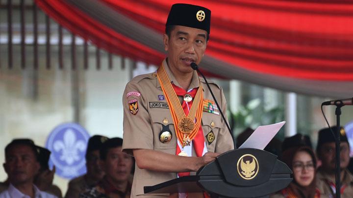 jokowi pramuka