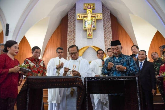 Peresmian Gereja Santa Clara di Tengah Takbir Idul Adha