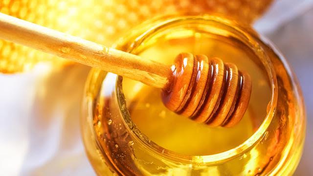 Bahan Alami Ini Ampuh Atasi Bibir Kering