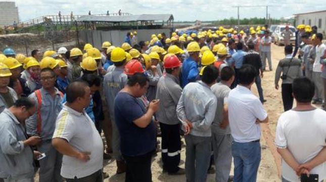 Tenaga Kerja Asing di Tengah Ancaman PHK