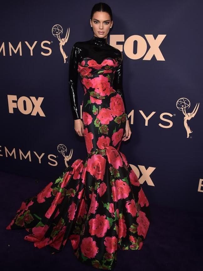 Artis Tampil Anggun di Emmy Awards 2019