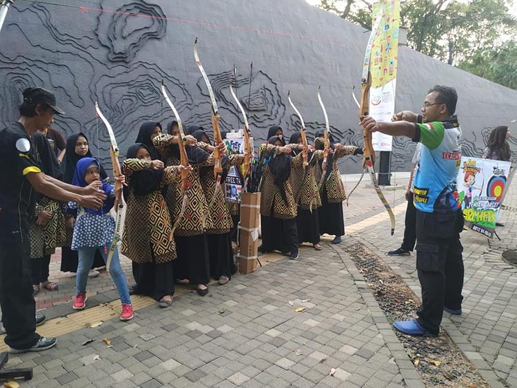 GBK Jadi Tempat Aktivitas Outdoor Adventure yang Menantang