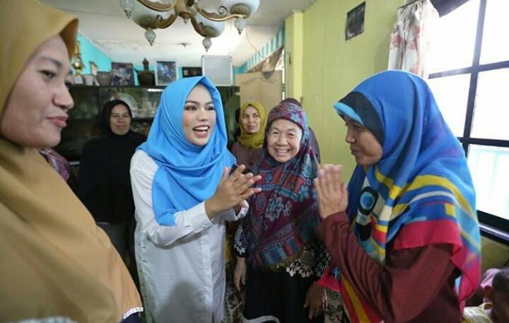 Mengenal Zita Anjani Wakil Ketua DPRD DKI Termuda