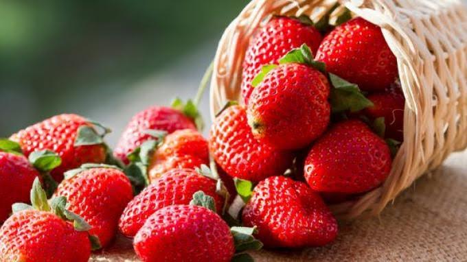7 Buah Dengan Kandungan Vitamin C Terbanyak