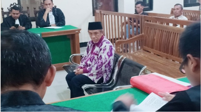 Komedian Nurul Qomar Divonis 17 Bulan Penjara