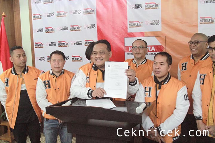 Tanpa Wiranto, Partai Hanura Percepat Munas 17-19 Desember 2019