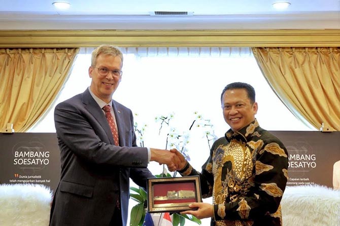 Ketua MPR Dukung Gugatan Pemerintah Atas Pelarangan Ekspor CPO ke Uni Eropa