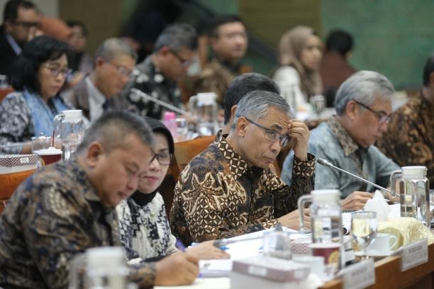 Asuransi Bisa Seret Indonesia ke Resesi