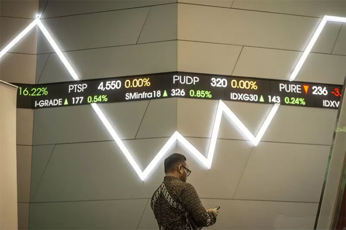 Jelang Natal, Rupiah dan IHSG Dibuka Menguat