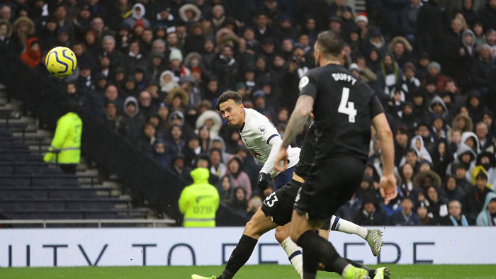 Tottenham Atasi Brighton, Kane Perpanjang Rekor Boxing Day