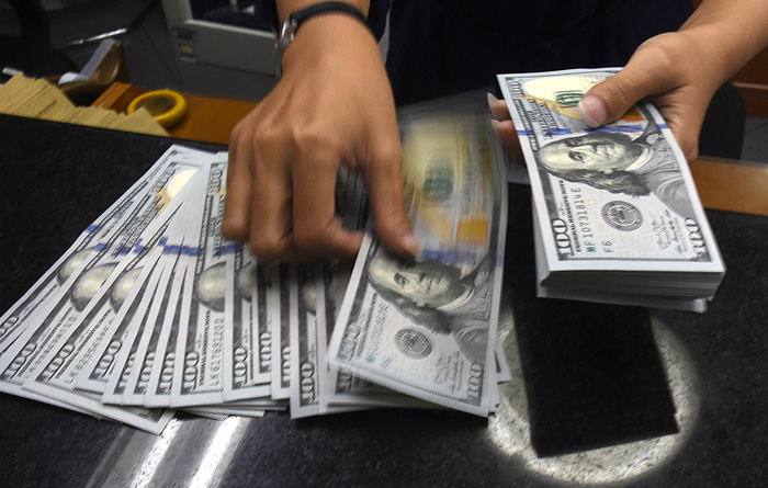 Jelang Tutup Tahun, IHSG dan Rupiah Berpotensi Menguat