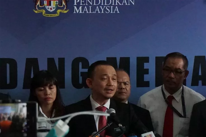 Gara-Gara Isu Jawi, Menteri Pendidikan Malaysia Mengundurkan Diri