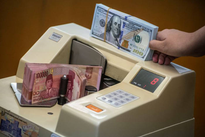 Dibuka Menguat, IHSG dan Rupiah Rawan Terkoreksi