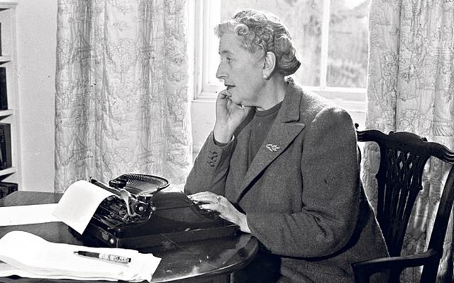 Kiprah Penulis Novel Detektif Terlaris Agatha Christie