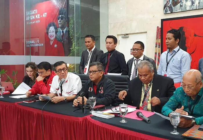 Tim Hukum PDI Perjuangan Temui Komisioner KPU
