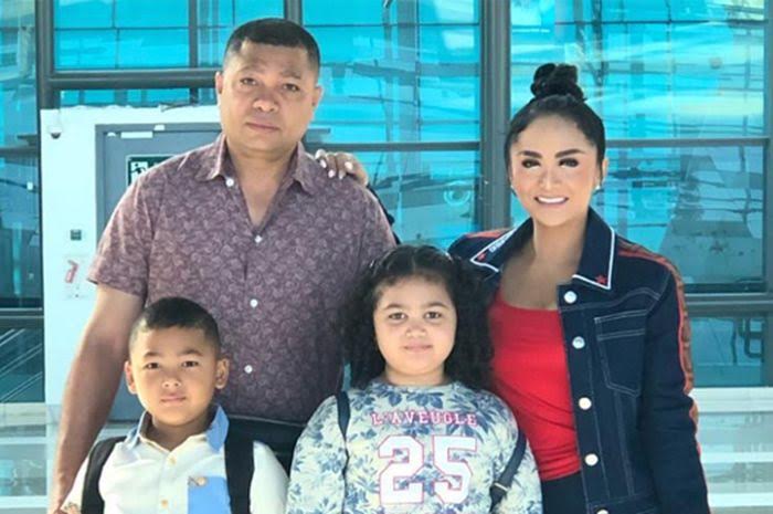 Diberitakan Retak, KD dan Raul Lemos Berang