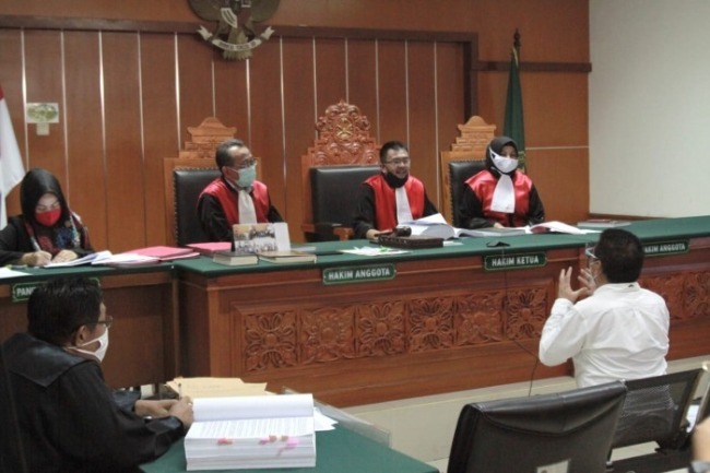 Kasus pembobolan Rekening, Wartawan Senior Ilham Bintang Pertanyakan Tanggung Jawab Provider dan Pihak Perbankan