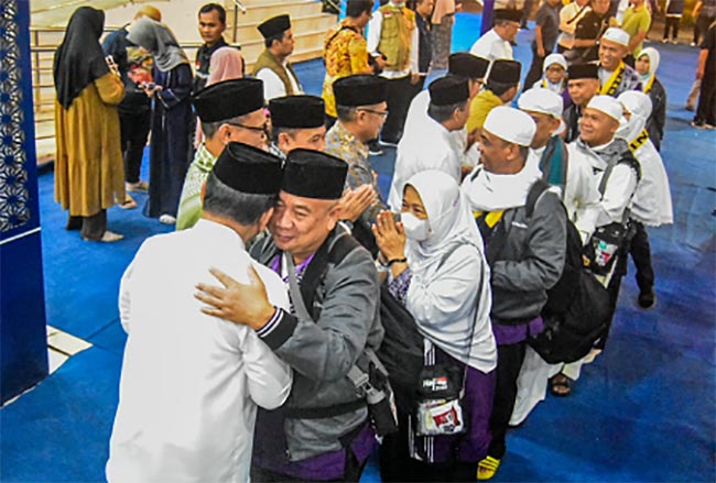 Perdana, 2.760 Jemaah Haji Indonesia Tiba di Tanah Air